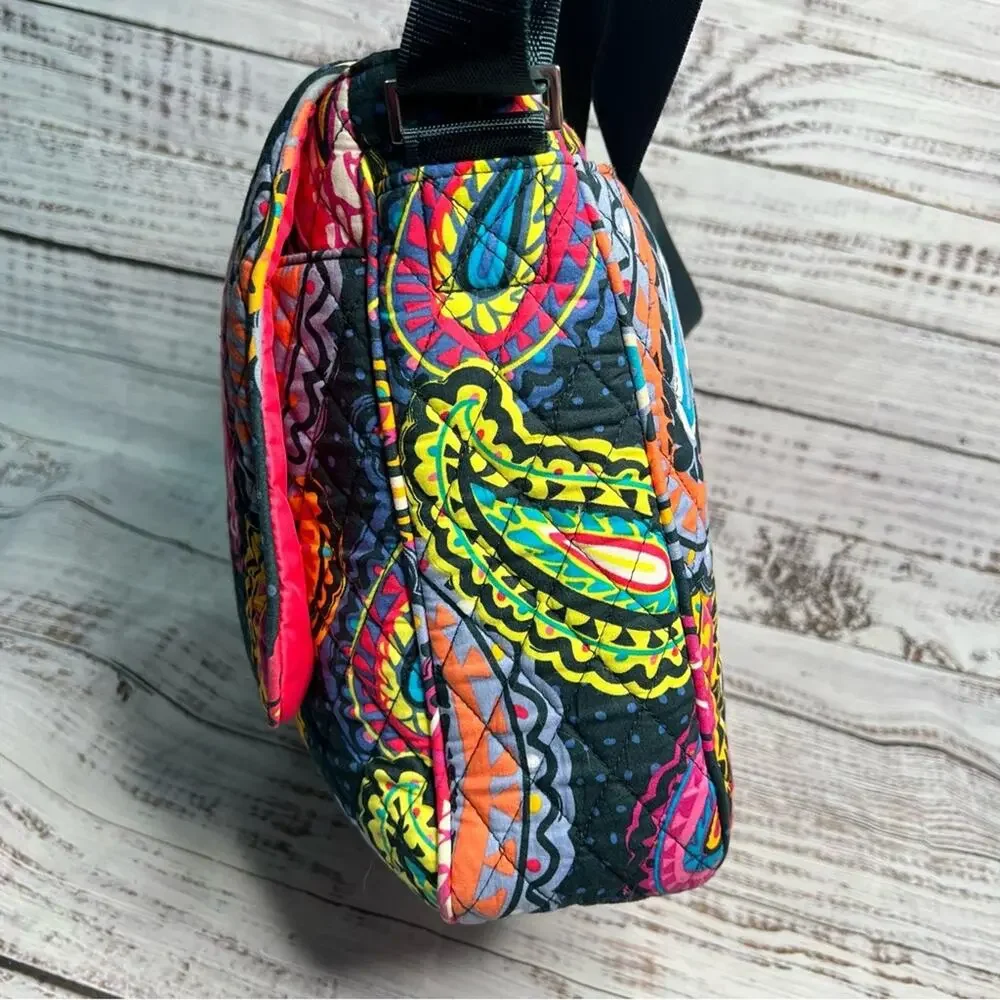 Vera Bradley Essential Messenger Bag‎ in Twilight Paisley Laptop Bag EUC